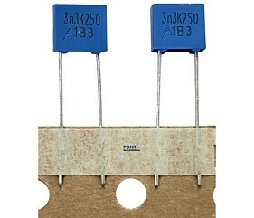 Capacitor Poliéster 3K3 X 250V B32529