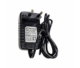 Fonte Chaveada Para Uso Geral 3A 5V 15W Com 2 Plugs Adapadores Inclusos Mxt 1