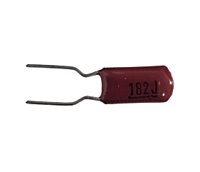 Capacitor Poliéster 1K8 x 50V = 182J Marron
