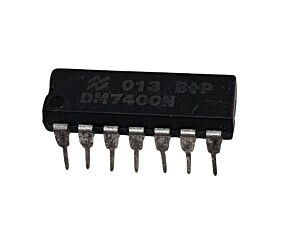 Circuito Integrado SN7400N = DM7400N National