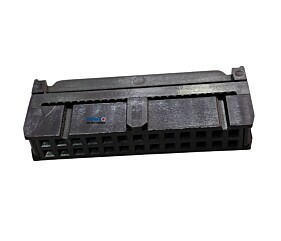 Conector Latch FC-26 Vias Com Aliviador Femea